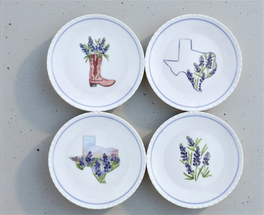 H-E-B Destination Holiday Bluebonnet Appetizer Plates, 4 Ct