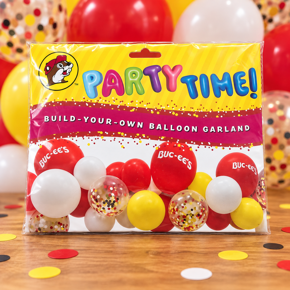 Buc-ee's Balloon Garland