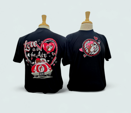 Buc-ee's Valentine's T-Shirt